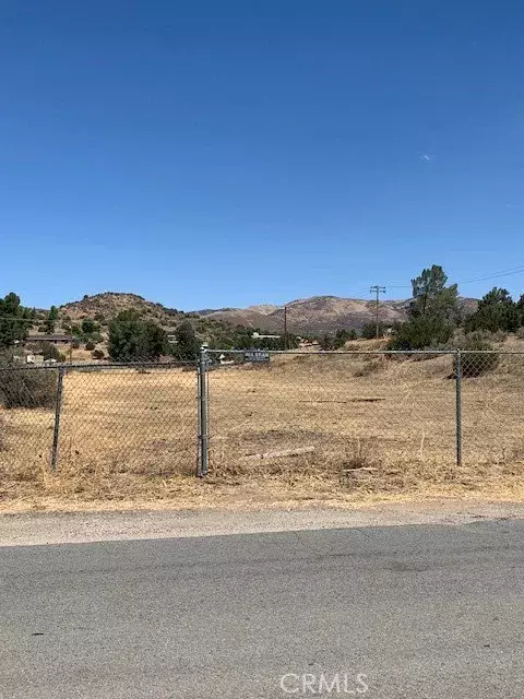 Acton, CA 93510,3362 Syracuse