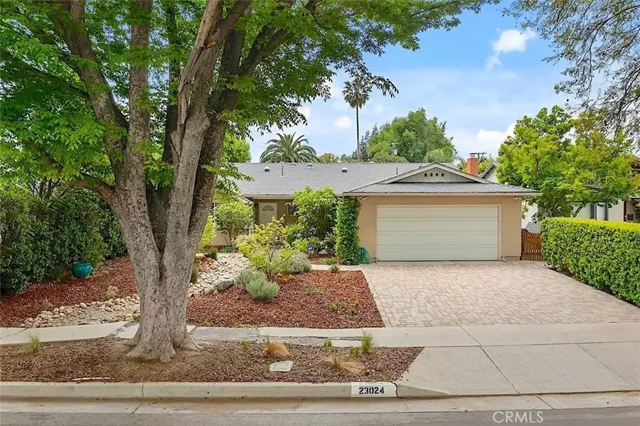 23024 Schoolcraft Street, West Hills, CA 91307