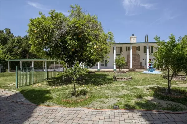 Van Nuys, CA 91406,6845 Louise Avenue