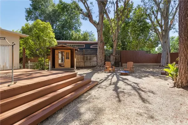 Woodland Hills, CA 91364,4201 Topanga Canyon #32
