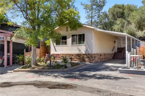 Woodland Hills, CA 91364,4201 Topanga Canyon #32