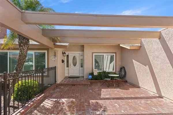 Simi Valley, CA 93063,5816 Fearing Street