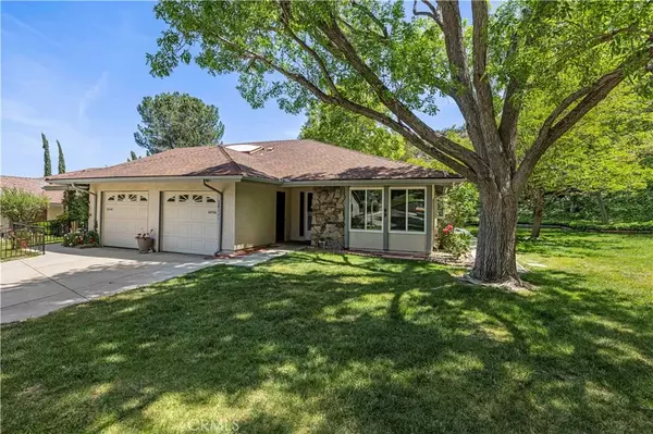 Newhall, CA 91321,26728 Winsome Circle