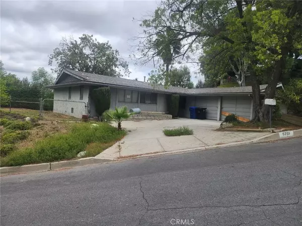 5703 Mcdonie Avenue, Woodland Hills, CA 91367