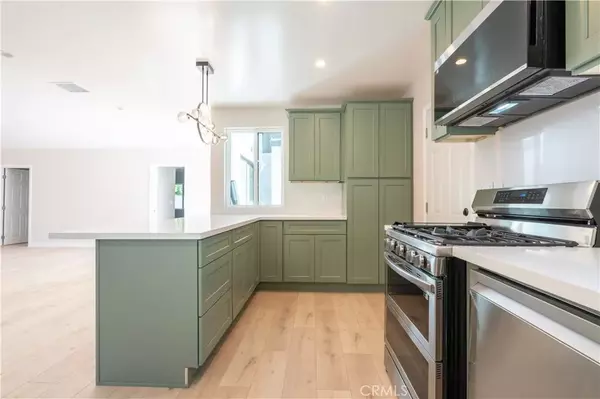 Winnetka, CA 91306,20239 Hartland Street