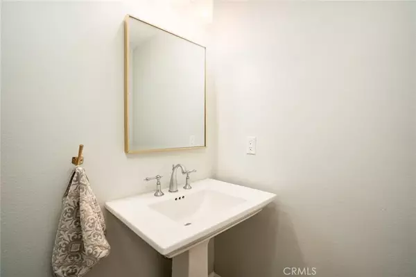 Huntington Beach, CA 92648,18793 Sinclair Lane