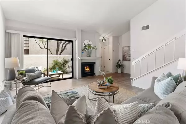 22259 Erwin Street, Woodland Hills, CA 91367