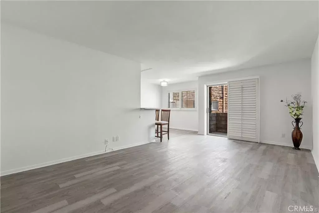 Encino, CA 91316,5349 Newcastle Avenue #18