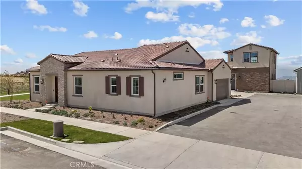 Valencia, CA 91354,24480 Via Buceo