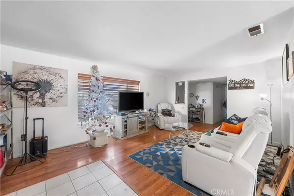 21710 Garibaldi Drive, California City, CA 93505