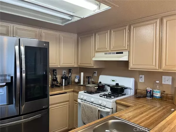 Fontana, CA 92335,9250 Citrus Ave. #E