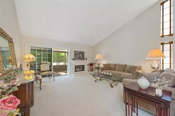 Thousand Oaks, CA 91360,617 Harwood Lane