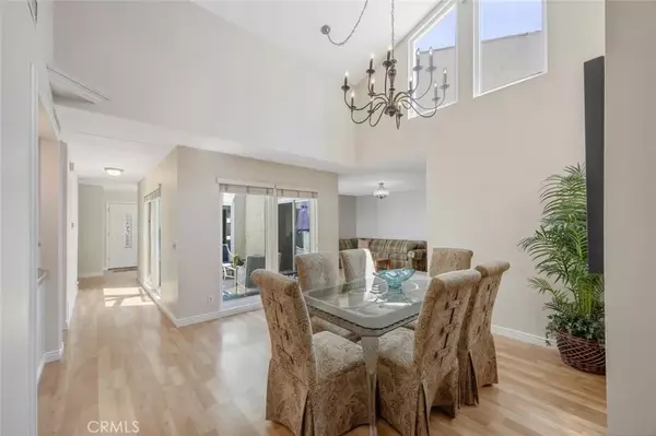 Thousand Oaks, CA 91360,617 Harwood Lane