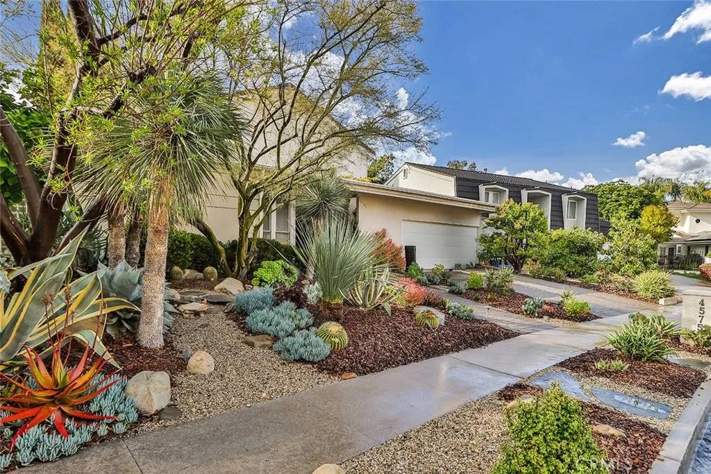 Encino, CA 91436,4575 De Celis Place