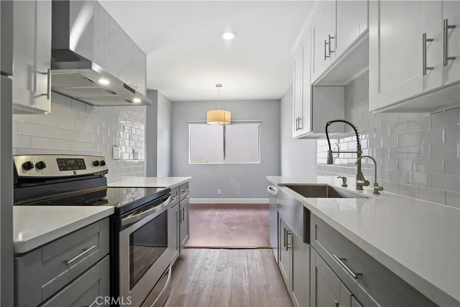 5414 Newcastle Avenue #66, Encino, CA 91316