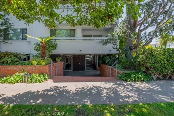 930 California Avenue #105, Santa Monica, CA 90403