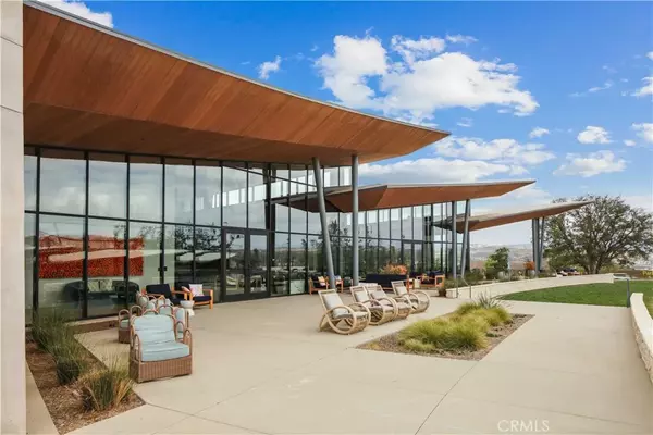 Valencia, CA 91381,26973 Prospector Road #203