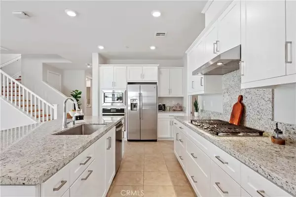 Saugus, CA 91350,20535 Martingale Place