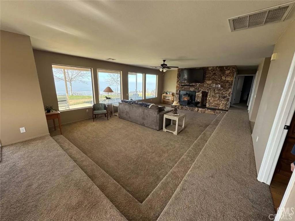 Tehachapi, CA 93561,30830 Roan Court