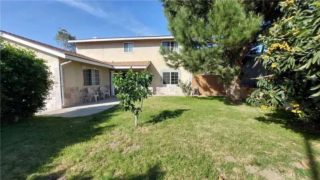 11500 Garrick Avenue, Lakeview Terrace, CA 91342