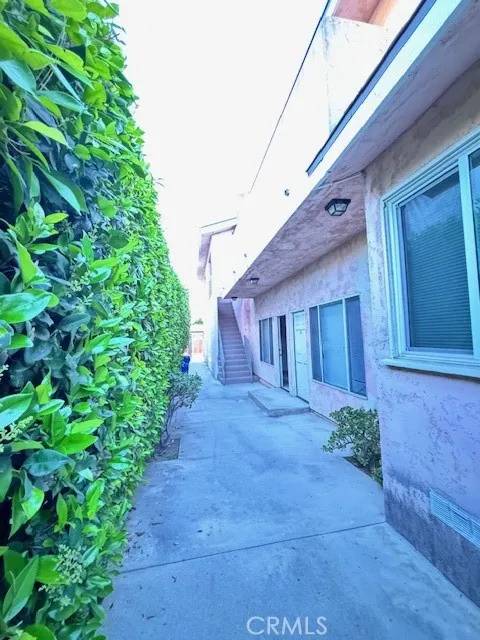 Granada Hills, CA 91344,17252 Chatsworth Street #3