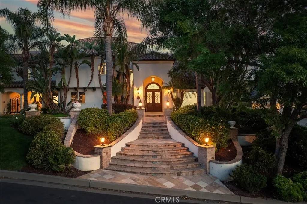 25132 Barnhill Road, Saugus, CA 91350