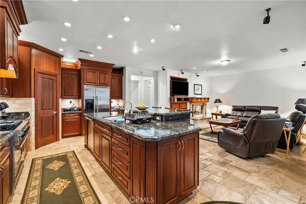Canyon Country, CA 91351,28332 Falcon Crest Drive