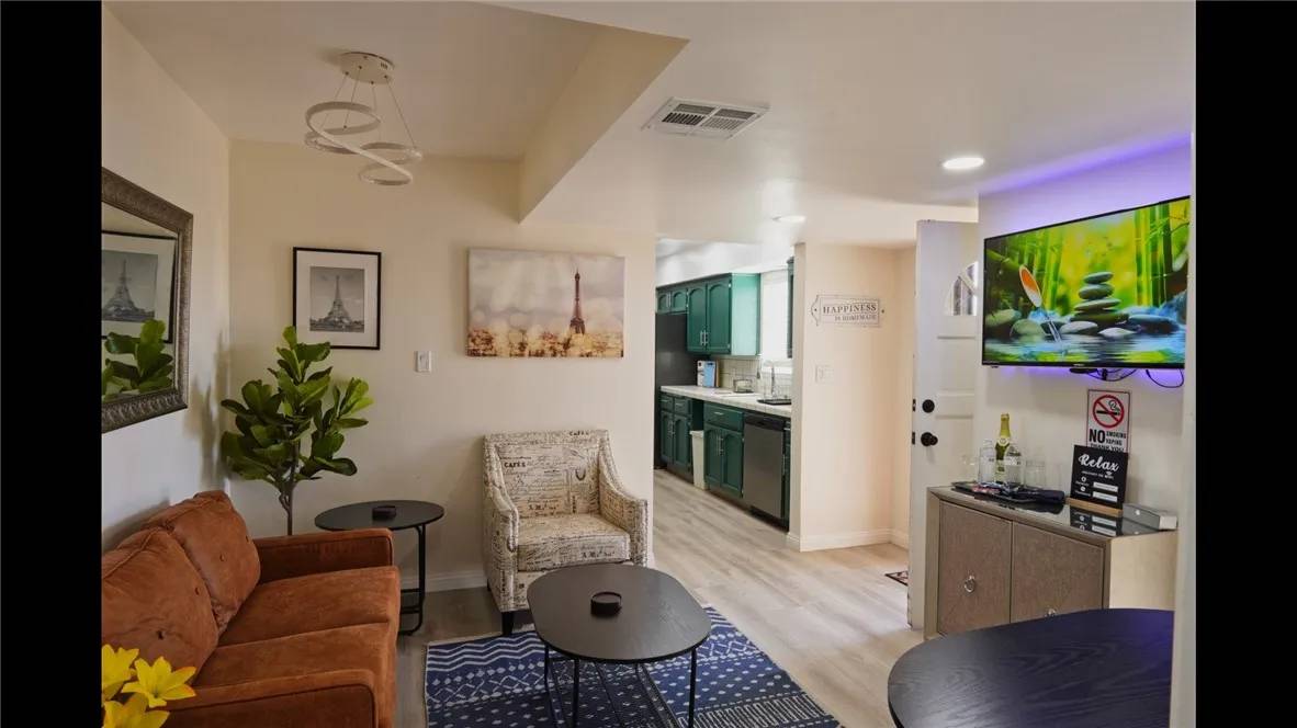 Bakersfield, CA 93306,3206 Candlewood Drive