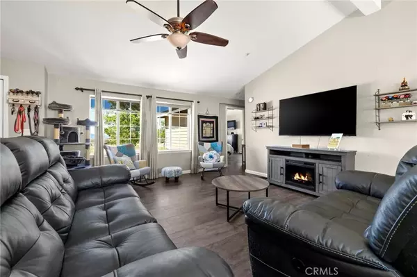 Agua Dulce, CA 91390,9259 Sierra HWY