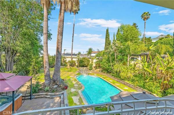 Woodland Hills, CA 91367,6018 Fenwood Avenue