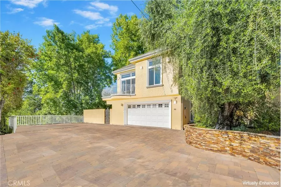 6018 Fenwood Avenue, Woodland Hills, CA 91367