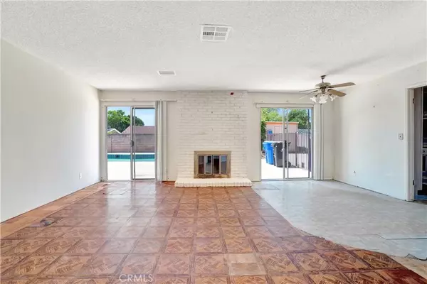 West Hills, CA 91304,22942 Elkwood Street