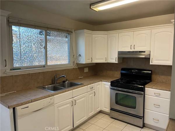 Woodland Hills, CA 91367,6338 Jackie Avenue