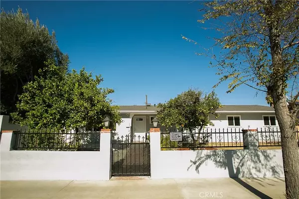 22445 vanowen st, West Hills, CA 91307