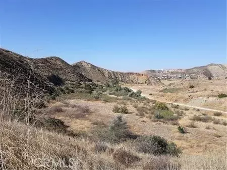 Simi Valley, CA 93063,87 Crown Hill