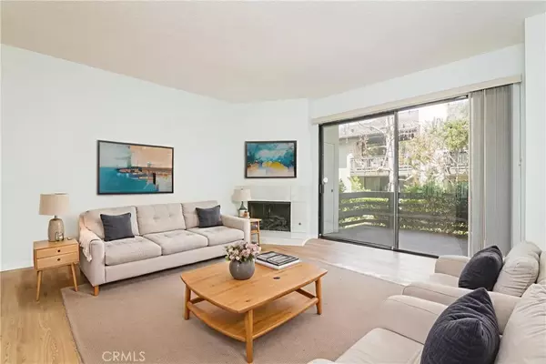 Woodland Hills, CA 91367,5711 Owensmouth Avenue #116