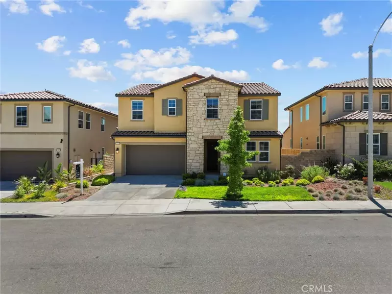 19162 Lauren Lane, Saugus, CA 91350