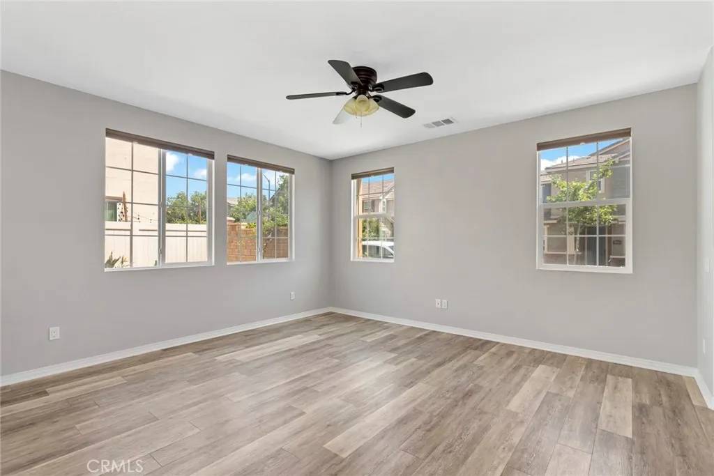 Saugus, CA 91350,22069 Windham Way