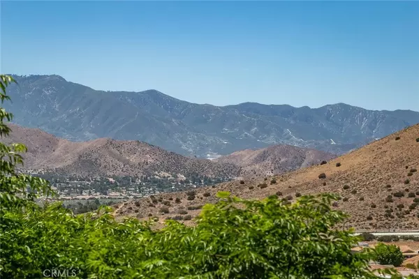 Acton, CA 93510,33693 Cattle Creek Road