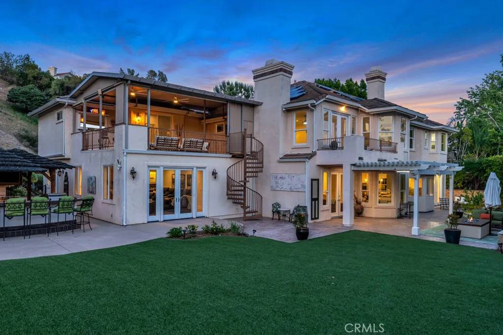 Topanga, CA 90290,21141 Brunnell Court
