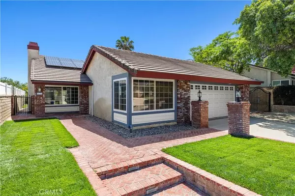 Castaic, CA 91384,31332 Cherry Drive