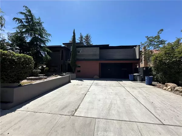 2513 Moffitt Way, Bakersfield, CA 93309