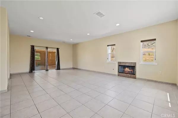 Castaic, CA 91384,29021 Lomita Drive