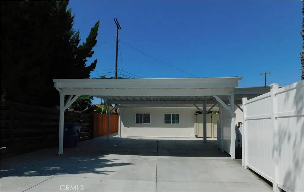 19403 Lanark Street #B, Reseda, CA 91335