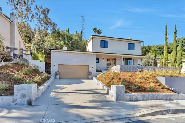 11268 Dona Lola Drive, Studio City, CA 91604