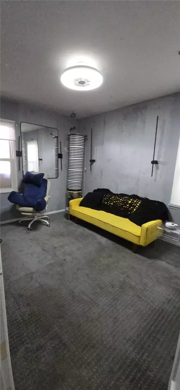 North Hollywood, CA 91605,11905 Elkwood Street