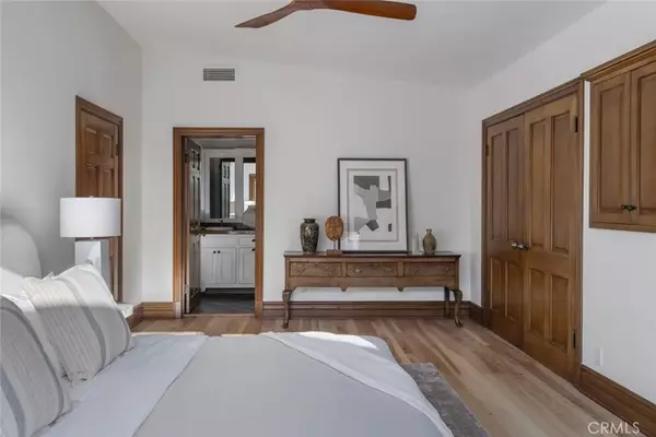 Venice, CA 90291,929 Lake Street