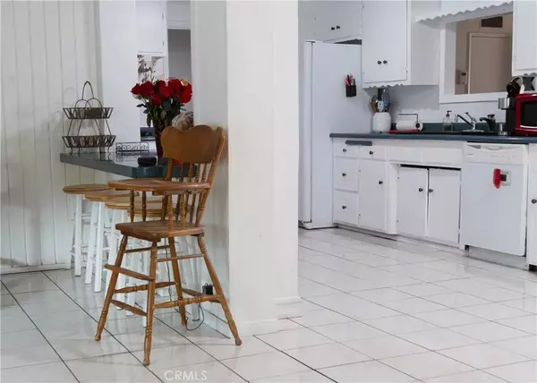 Canoga Park, CA 91304,8554 Owensmouth Avenue