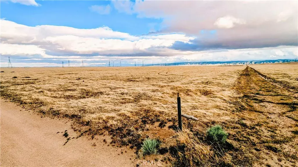 125 W Avenue D-8, Lancaster, CA 93536