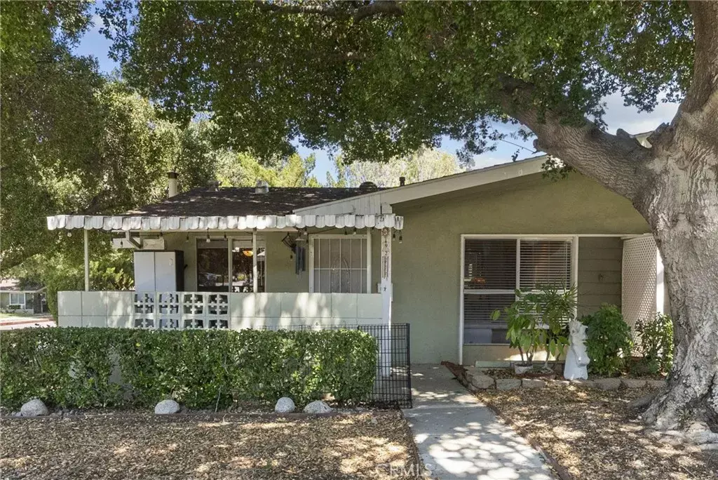 Newhall, CA 91321,19226 Avenue Of The Oaks #A
